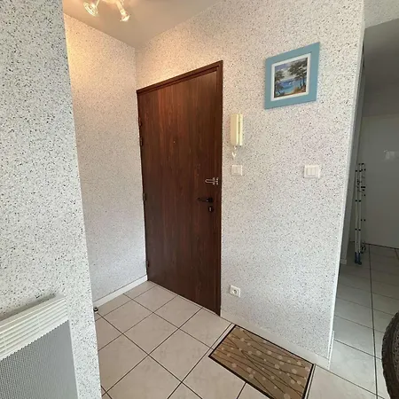 Lumineux Pres De La Avec Terrasse, Parking, Et Equipements Modernes - Fr-1-494-98 דירה